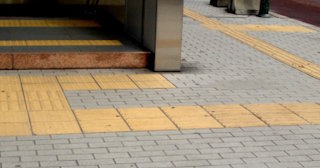 Тактильная плитка ПВХ в Балтийске - купить от 714 руб. в ТротуарнаяПлитка