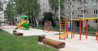 Благоустройство детской площадки во дворе от 1937 руб. в Балтийске